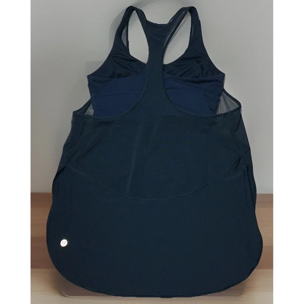 Lululemon Twist Around Tank Light Support‎ Size 6 Mesh Blue W1AIDS